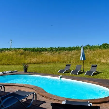 L'ormeau - Lovely House With Pool Tennis Court Kids Playground Vakantiehuis Chalais (Charente)