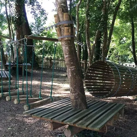 Vakantiehuis L'ormeau - Lovely House With Pool Tennis Court Kids Playground